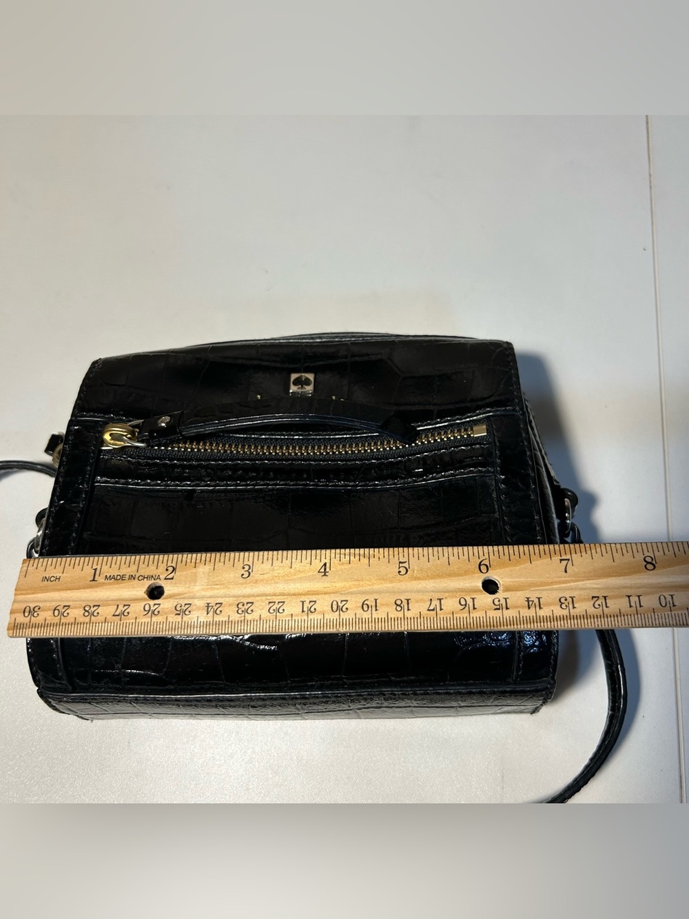 kate spade Black Croc-Embossed Crossbody Camera Bag Shoulder bag - Picture 8 of 9